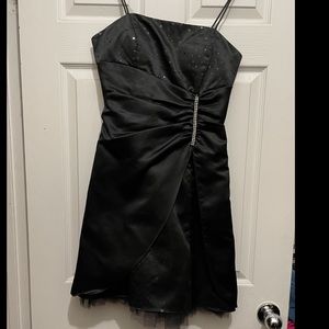 Blonde Nites Black Corset Styled Dress